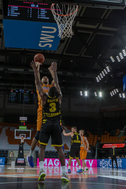 门们陷入了 门们陷入了